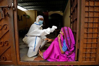 No Garba Events, Gathering of Over 200 this Navratri: Gujarat Govt Issues Festival Guidelines Amid Covid-19