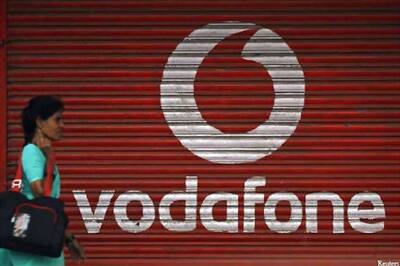 Vodafone organic growth hit by India, UK slowdowns