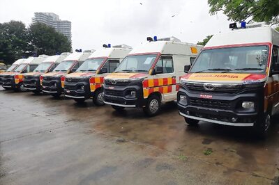 Tata Group Donates 20 Winger Based Ambulances, 100 Ventilators and Rs 10 Crore to BMC for Fight Against COVID-19