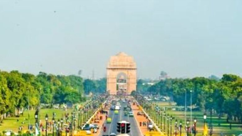 Delhi's Minimum Temperature a Notch Below Average at 15.8 Degrees Celsius