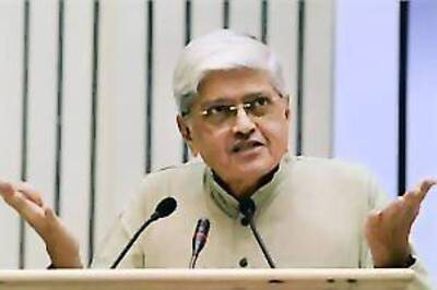 Commute death penalty of Memon to honour Kalam's principles: Former West Bengal Governor