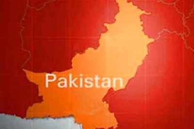 Pak: Red alert at airports after Kamra attack