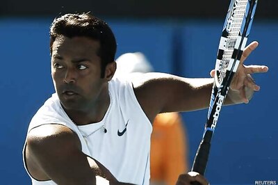 Paes-Stepanek, Bhupathi-Bopanna out of Wimbledon