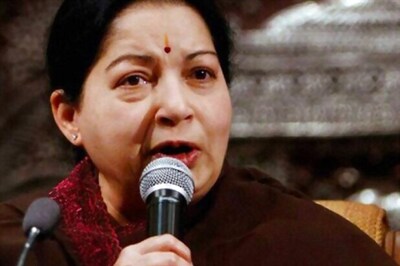 Suicides after Jayalalithaa sentence: AIADMK gives Rs 7 crore to families