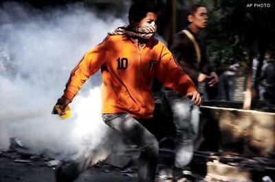 Egypt's Islamists seek to defuse crisis over decree