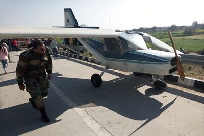 Training Aircraft Makes Emergency Landing on Expressway, Belongs to NCC - Watch Video