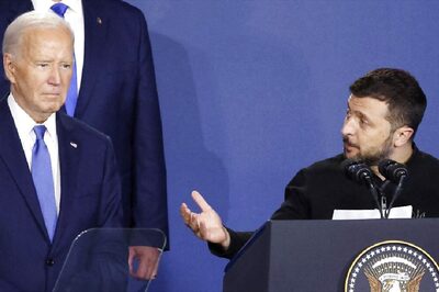 Ukraine's Zelensky to Present Plan to Biden to End War with Russia