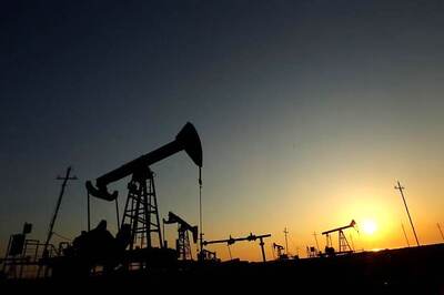 Essar Steel, Adani, GAIL, HPCL Buy Bulk of Natural Gas from Reliance's New Fields