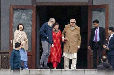 Out of Detention, Former J&K Chief Minister Farooq Abdullah Meets Son Omar After Over 7 Months
