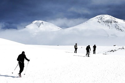 80 Climbers Reach World's 8th Highest Peak in Nepal