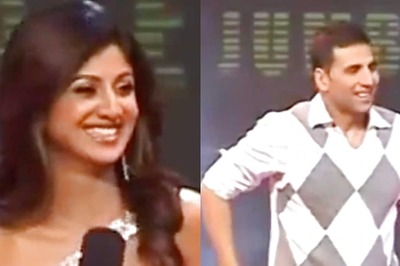 Akshay Kumar Leaves Shilpa Shetty Blushing in Viral Video, Says 'Aapse Zyada Kaun Jaanta...' | Watch