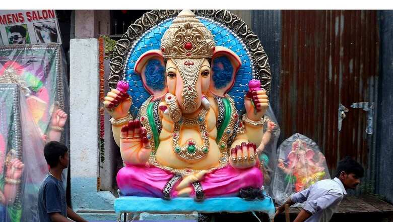 Online Darshans, Promoting Vaccines & Special Buses: Here's How States are Celebrating Ganesh Chaturthi