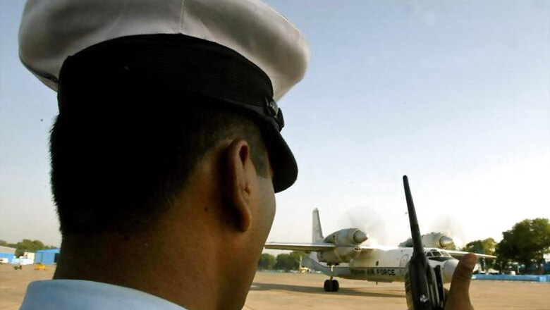 Mumbai-based Pilot Barred for Life by DGCA after Found Cheating During Licence Exam Using Gadgets