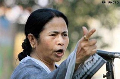 Mamata Banerjee thanks facebook friends for one million 'likes'
