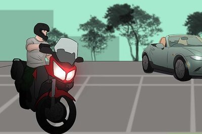 How to U‐Turn on a Motorcycle