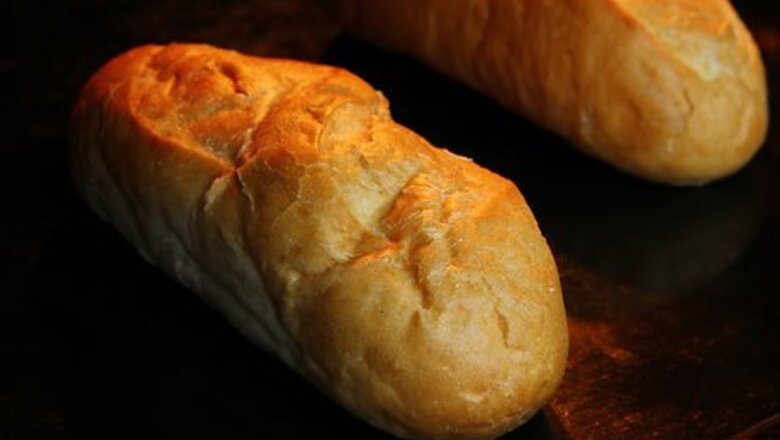 How to Eat a Baguette