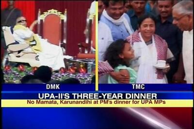 Mamata, Karunanidhi to skip UPA-II's 3-year dinner