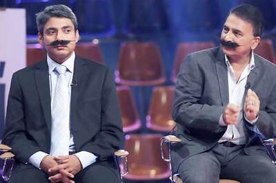 Snapshot: Sunil Gavaskar, Ajay Jadeja sport mustaches for Farhan