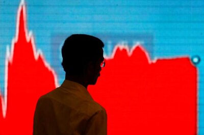 Sensex Rallies Over 500pts; Nifty Nears 11,000 Mark As Markets Give Thumbs Up to Tax Breaks