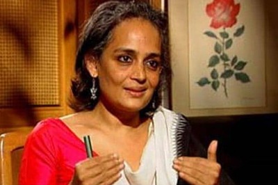 Azad seeks action against Arundhati Roy for anti-Gandhi comment