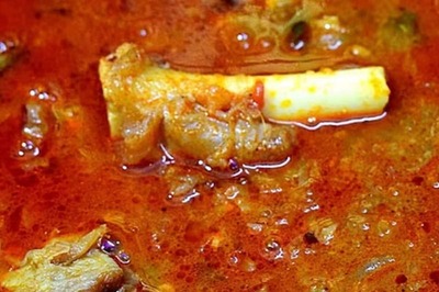 This Quick Mutton Kulambu Recipe Is All You Need For Your Next One-pot Meal