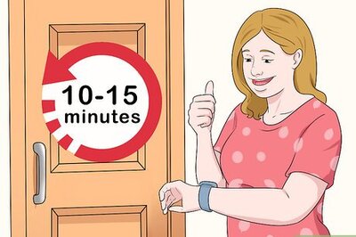 Best Ways to Get a Child You're Babysitting to Stop Crying