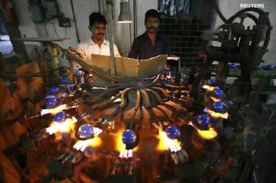 November 2012 industrial output contracts 0.1 per cent