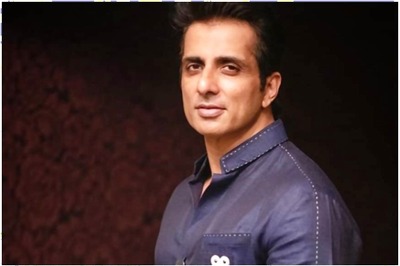 Here's How Sonu Sood Reacted to Twitter User Asking Bollywood to Offer Actor 'Hero' Roles