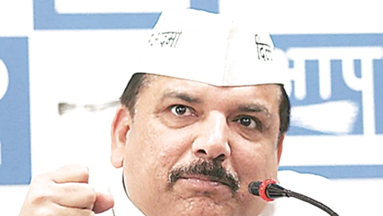Sack Delhi LG for Illegal Award of Contract to Daughter During His Term at KVIC: AAP to PM