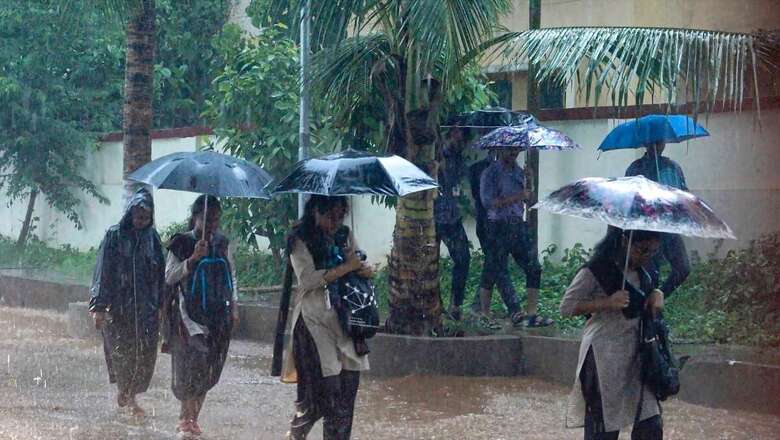 Schools Closed in Several Districts of Tamil Nadu Due to Heavy Rain, Chennai University Postpones Exam