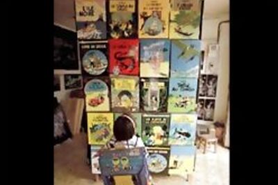 Brit govt pays teens £487mn to stay in school!