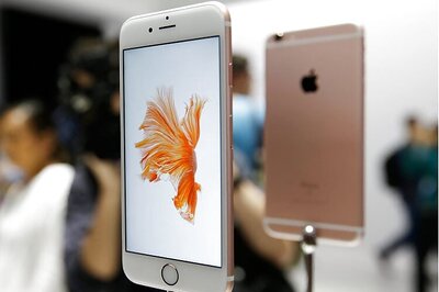Apple expected to report lowest iPhone sales in history