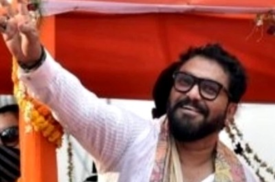 Is Babul Supriyo Joining Another Party? Singer-Politician Edits FB Post, Removes Part on 'Loyalty to BJP'