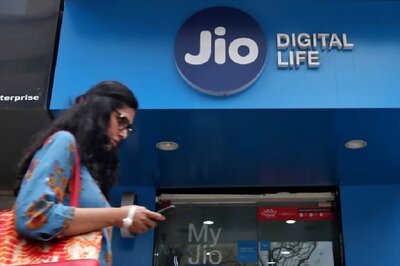 Intel-Jio Deal: US Semiconductor Giant Invests Rs 1,894.5 Crore in RIL Unit, 12th Deal in 11 Weeks