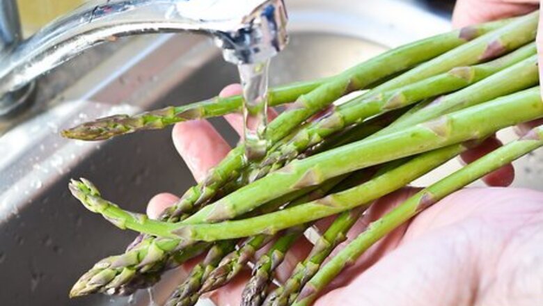 How to Cook Asparagus on the Stove