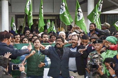 Losing the Battle to Win the War: How Hemant Soren Sunk BJP Armada in Anti-Incumbency Wave