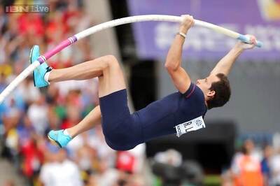 Sergei Bubka's 21-year pole vault world record finally broken