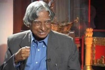 Four US airline officials booked for frisking Kalam