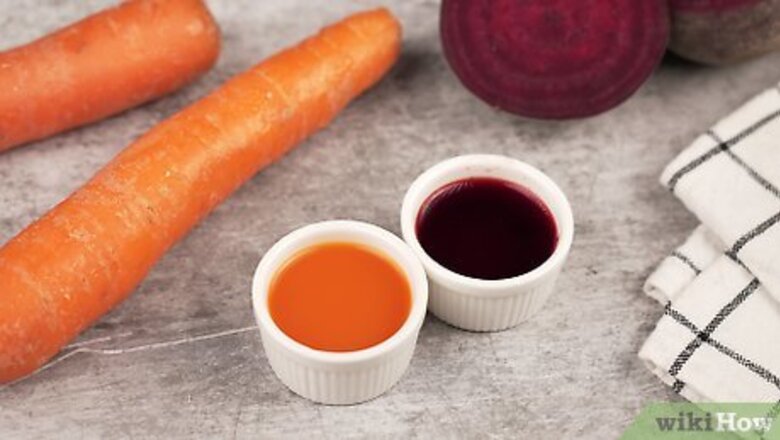 How to Naturally Dye Icing