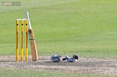 Drop war, play cricket: Pakistani minister to Taliban