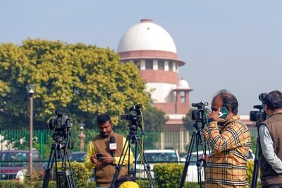 Teacher Recruitment Scam: SC Stays Calcutta HC Order Cancelling Over 25k Jobs, Allows CBI To Continue Probe