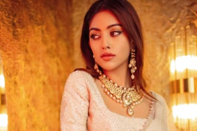 South Actress Anu Emmanuel Channels Traditional Elegance In Her Cotton Saree