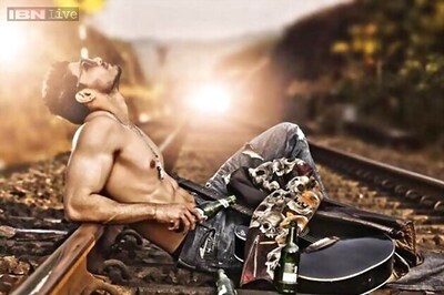Snapshot: Doesn't Sooraj Pancholi resemble a young Salman Khan as he sports a chiselled and shirtless look in 'Hero'?