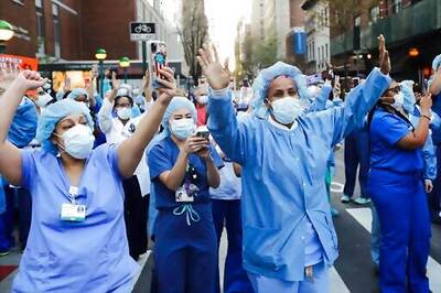Staring at Renewed Wave of Covid Infections, Nurses On NY's Front Lines Call For Minimum Staffing Ratios
