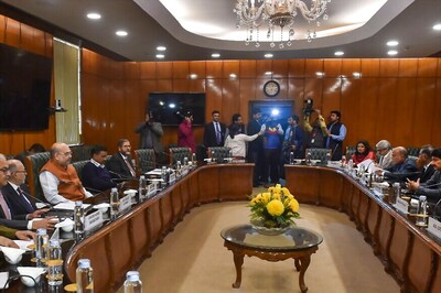 Delhi Violence: 1,000 Armed Cops on Ground, Raised Coordination with MLAs & Close Watch on Borders