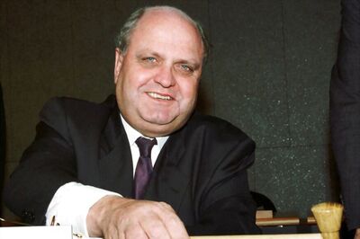 Former New Zealand Prime Minister and WTO Leader Mike Moore Dies at 71