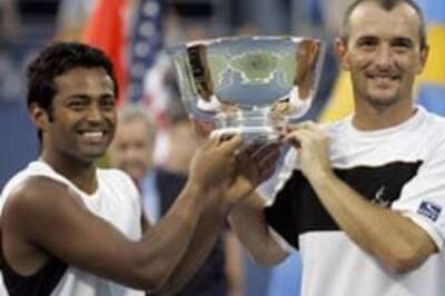 Paes-Damn enter Round II of Qatar Open