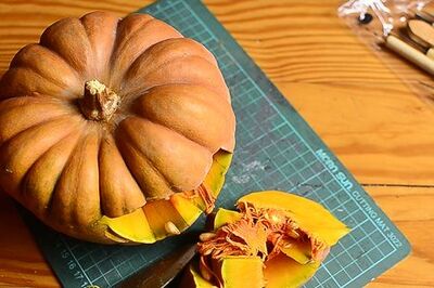 How to Carve Names in a Pumpkin