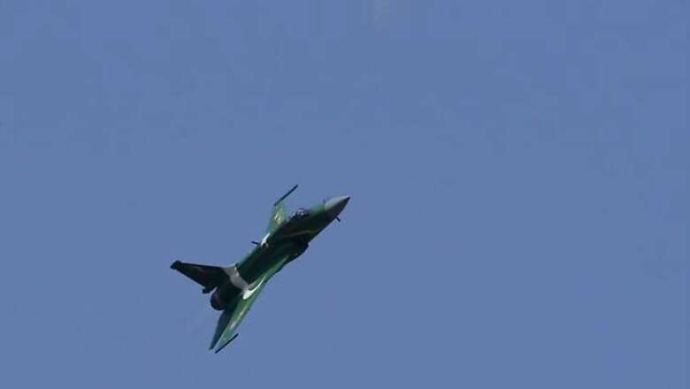 Pakistan Holds Military Exercise Near Border Close to Punjab's Bahawalpur