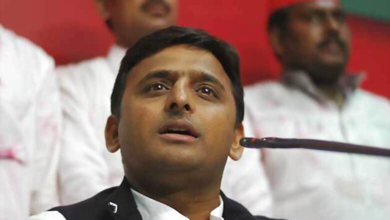 Akhilesh asks sugar mills to begin crushing season from Nov 20